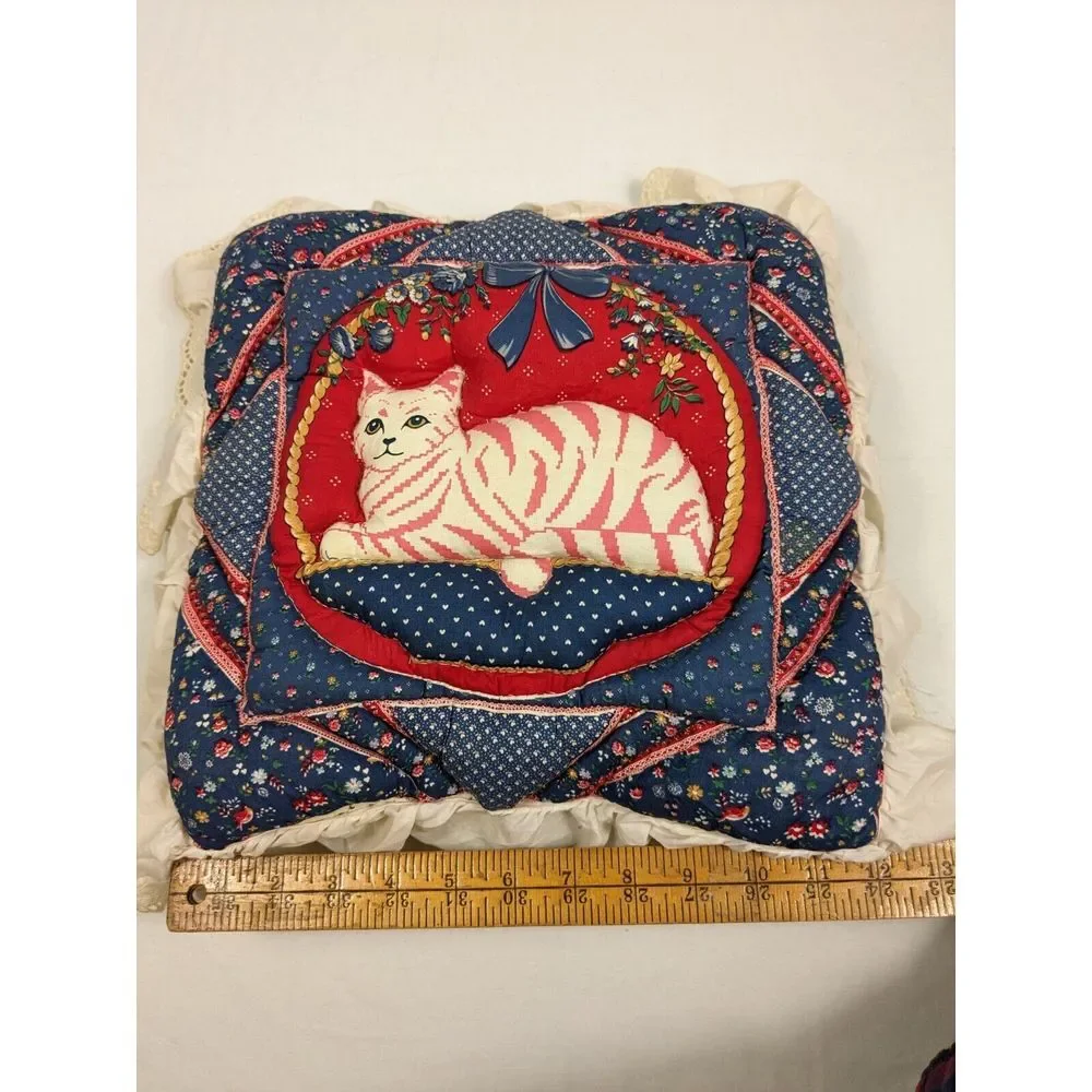 Cat Quillow Hand Made Sewn‎ Quilt In A Pillow Floral Red Kitty Warm Holiday Gift